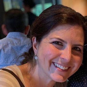 Meet your Posher, Shoshana